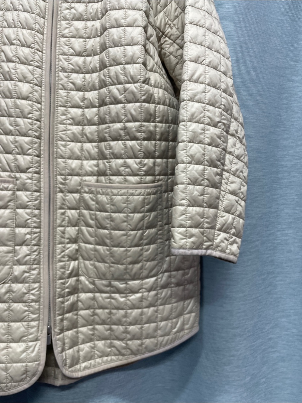 ATHLETA Grandview PrimaLoft Lightweight Quilted Shell - Picture 3 of 8